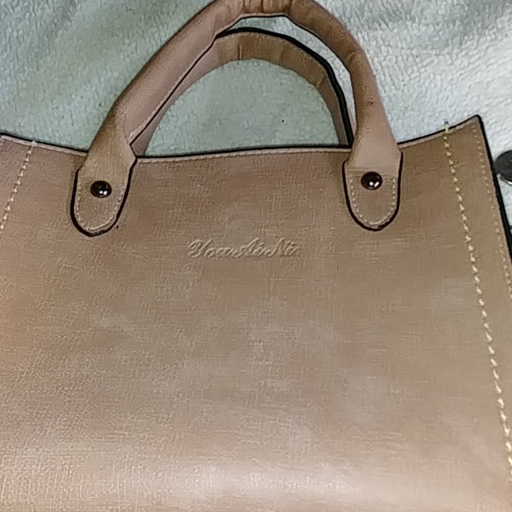 Purse - Picture 2 of 4